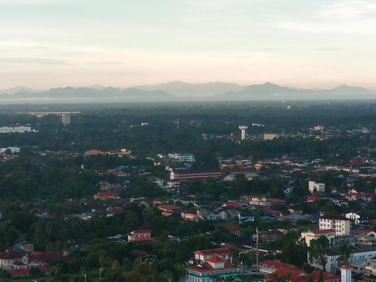 Cmk Apartmen Mutiara Tower 3 Bedroom Kota Bharu#Netflix Eksteriør billede