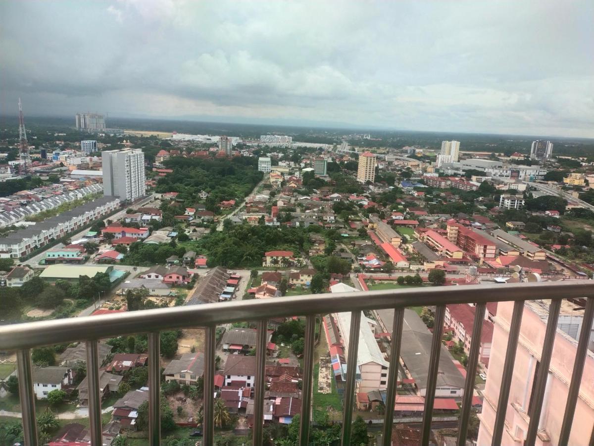 Cmk Apartmen Mutiara Tower 3 Bedroom Kota Bharu#Netflix Eksteriør billede