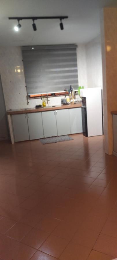 Cmk Apartmen Mutiara Tower 3 Bedroom Kota Bharu#Netflix Eksteriør billede