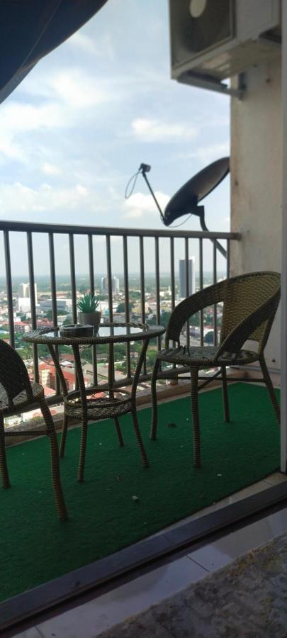 Cmk Apartmen Mutiara Tower 3 Bedroom Kota Bharu#Netflix Eksteriør billede