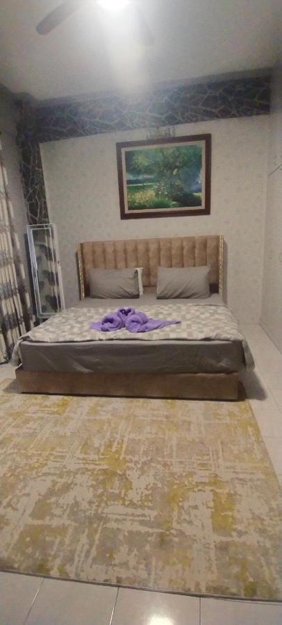 Cmk Apartmen Mutiara Tower 3 Bedroom Kota Bharu#Netflix Eksteriør billede