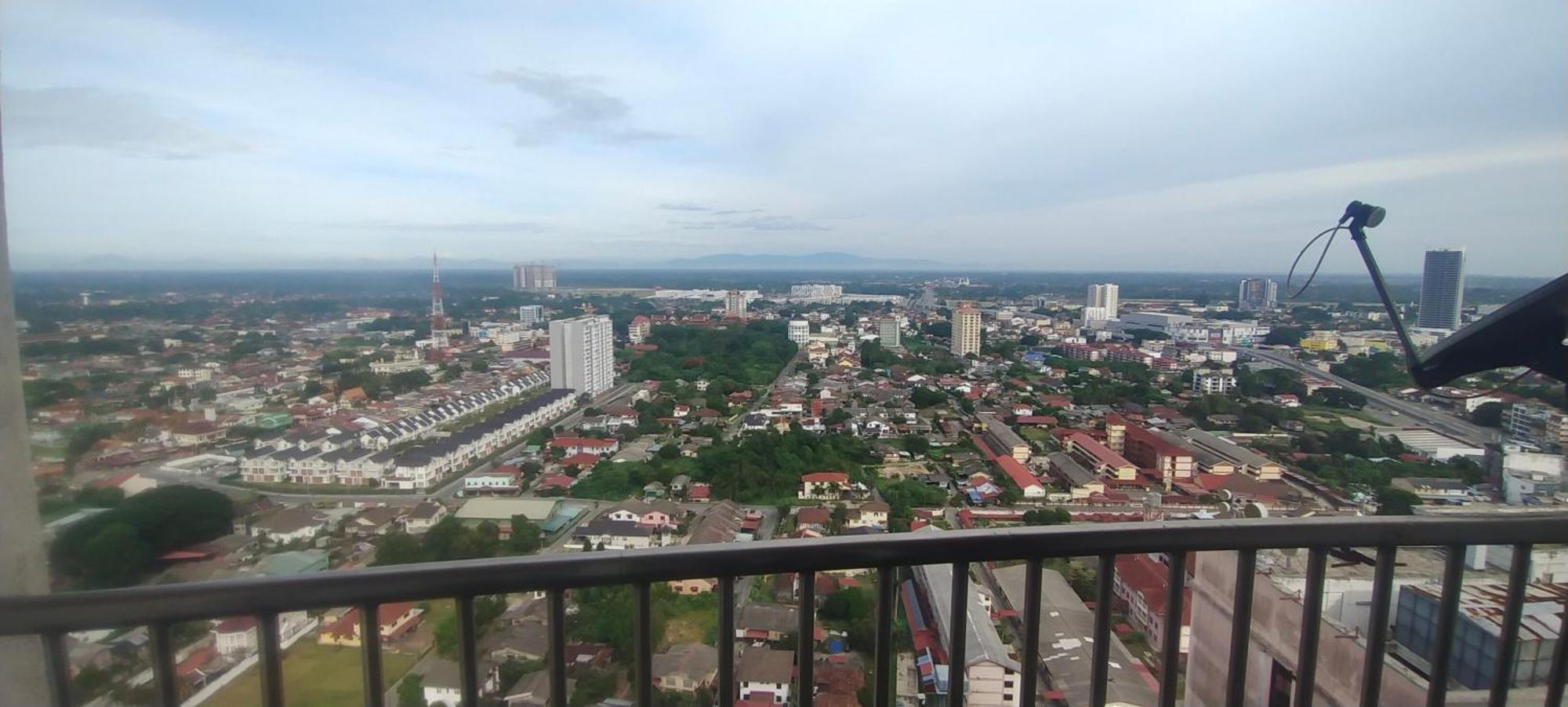 Cmk Apartmen Mutiara Tower 3 Bedroom Kota Bharu#Netflix Eksteriør billede